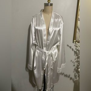 meshki intimates nylah lace trim wrap robe